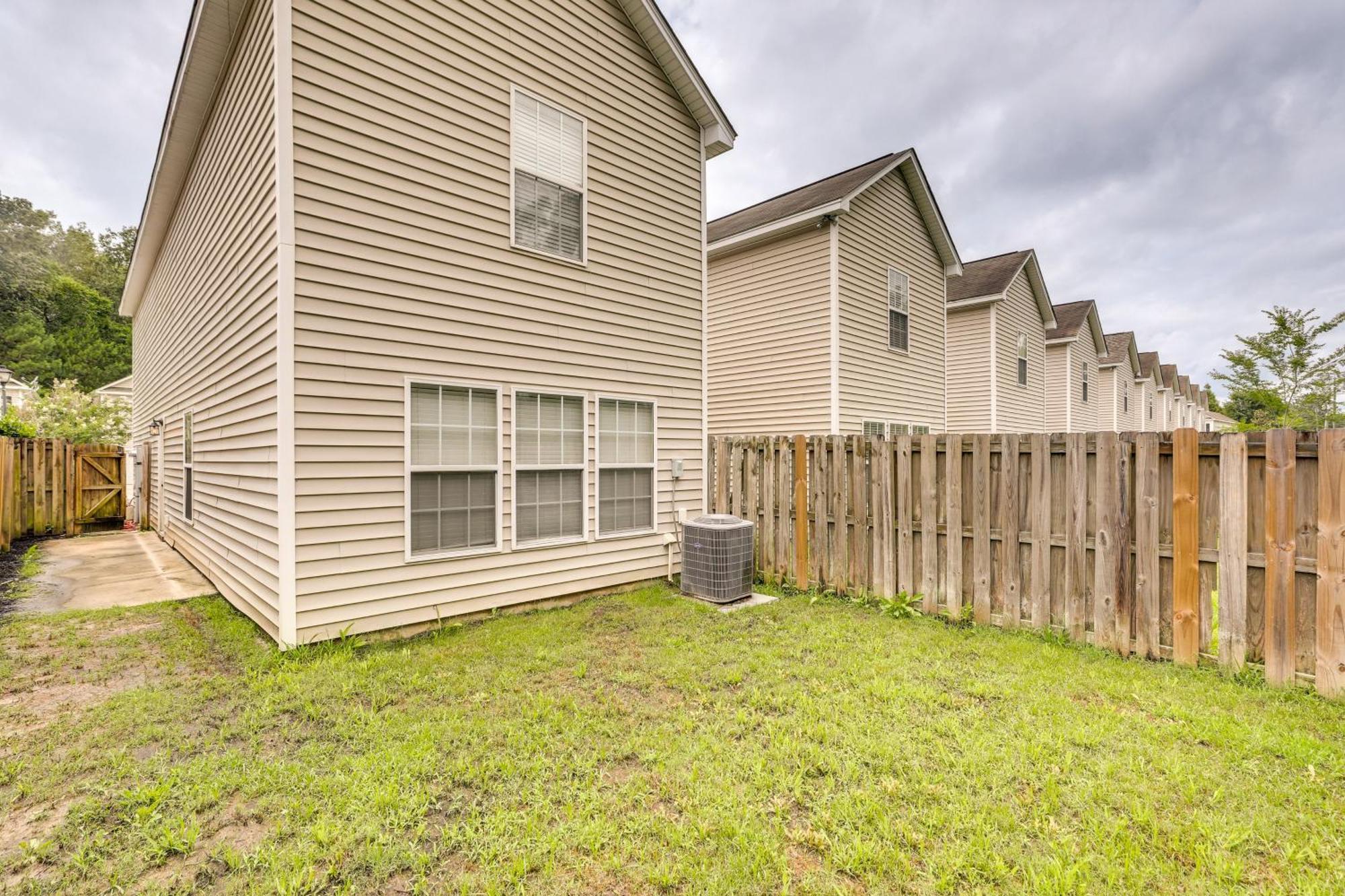 Charming North Charleston Townhome - Pets Welcome! 外观 照片
